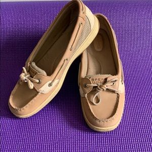 [Sperry] Women’s Angelfish Boatshoe. Size 9